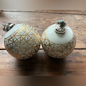 Large Metallic Gold & White Kugel Glass Christmas Ornament Ball 5" (2 available)